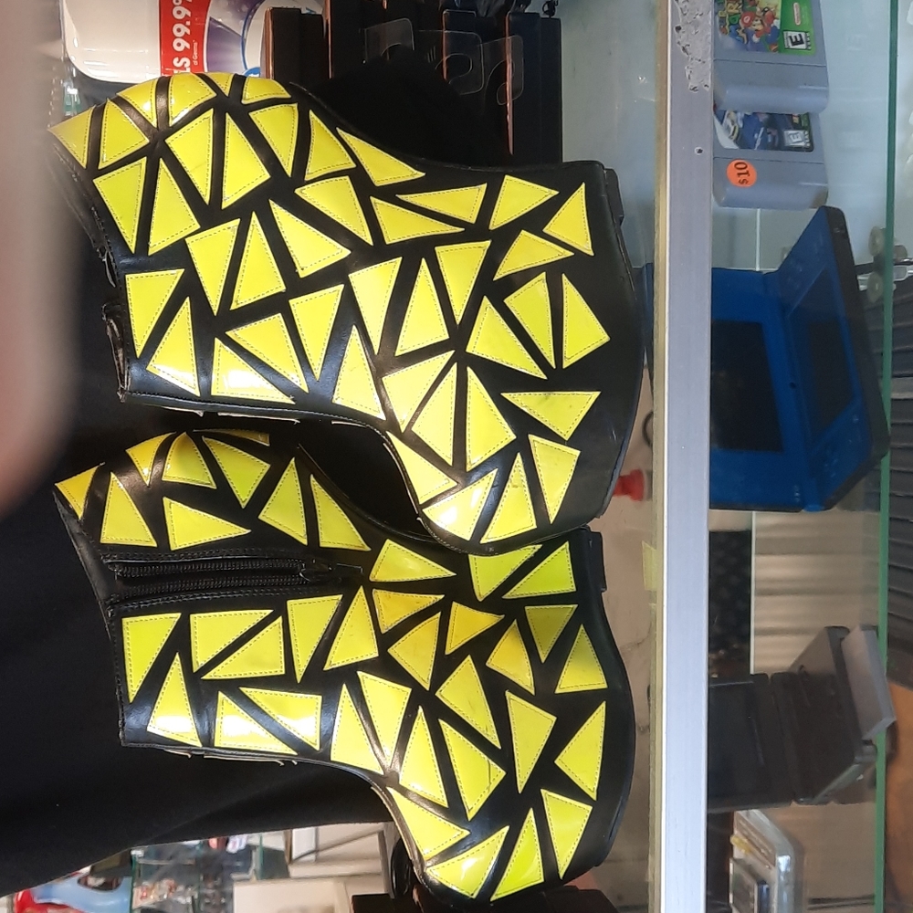 Shoes